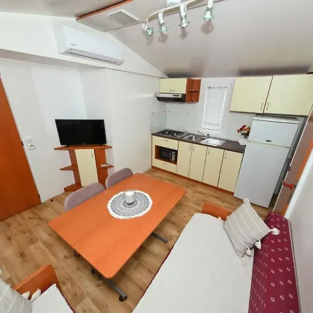 Miluska Apartment