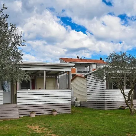 Apartment Miluska *
