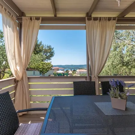 Miluska アパート