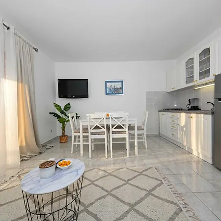 Miluska Appartement *