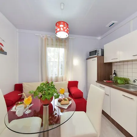 Miluska Apartament Sveti Filip i Jakov