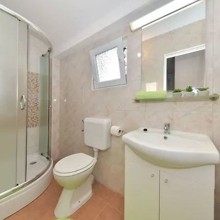 Miluska Apartment