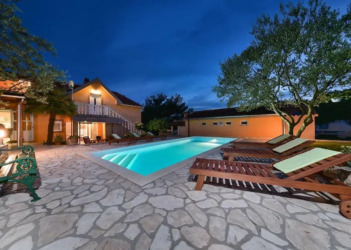 Miluska سفيتي فيليب ياكوف